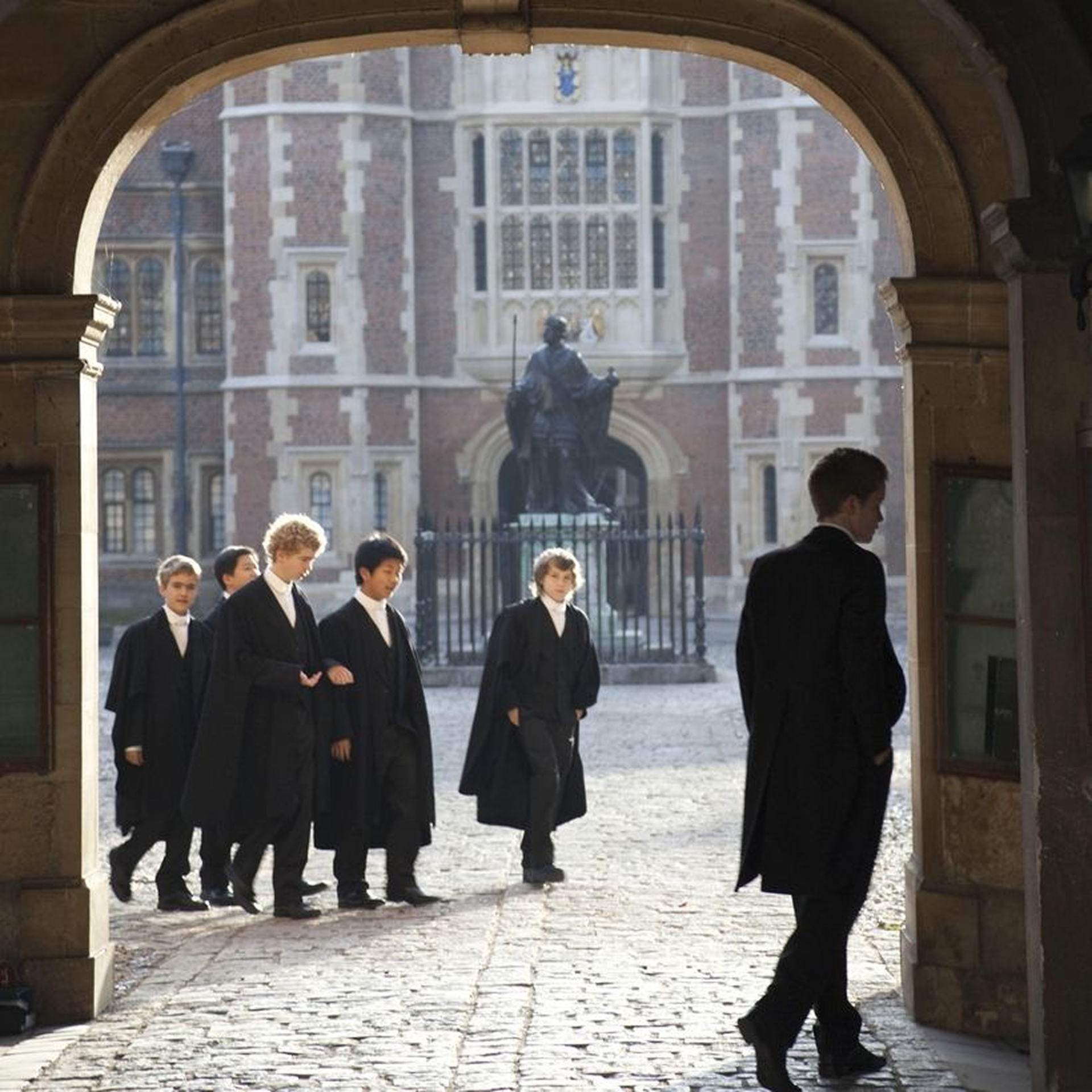 ボーディングスクールの生徒たち